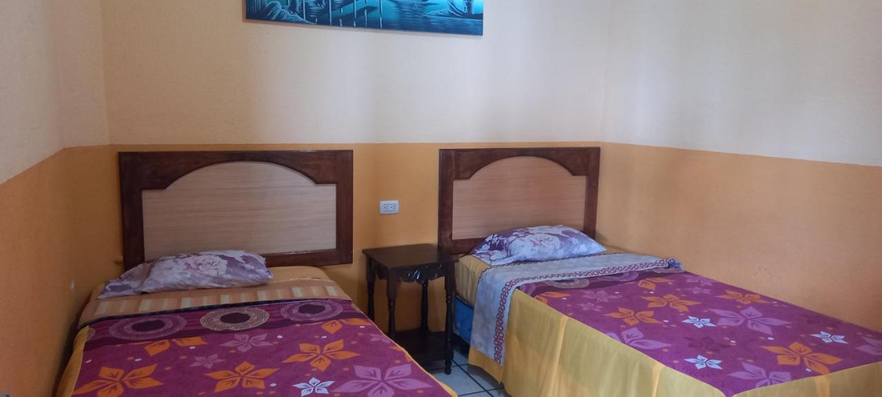 Hotel Peneleu سان بيدرو لا لاغونا الغرفة الصورة